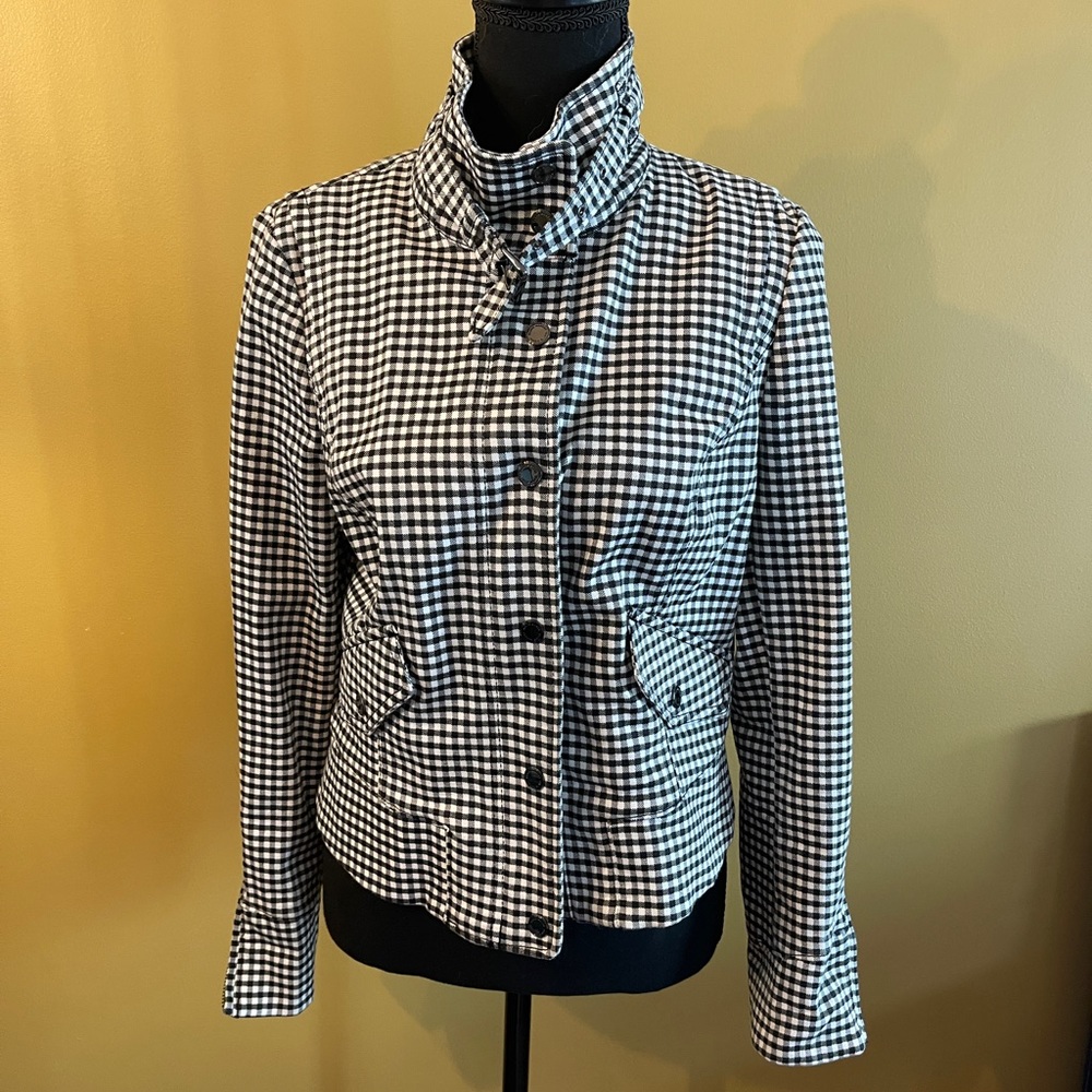 White House black market collar jacket